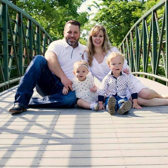 Meet your Posher, Amanda - Picture 1 of 1